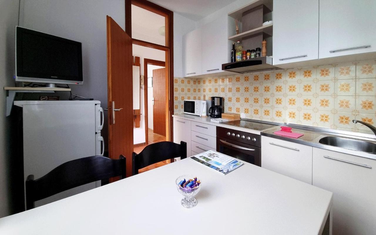 Beautiful Apartment With Picturesque View And Free Parking Portorose Esterno foto